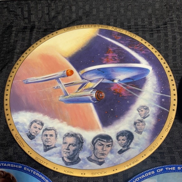 8 Vintage 1983 Star Trek Collectable Plates In Mint Condition! - Picture 4 of 17
